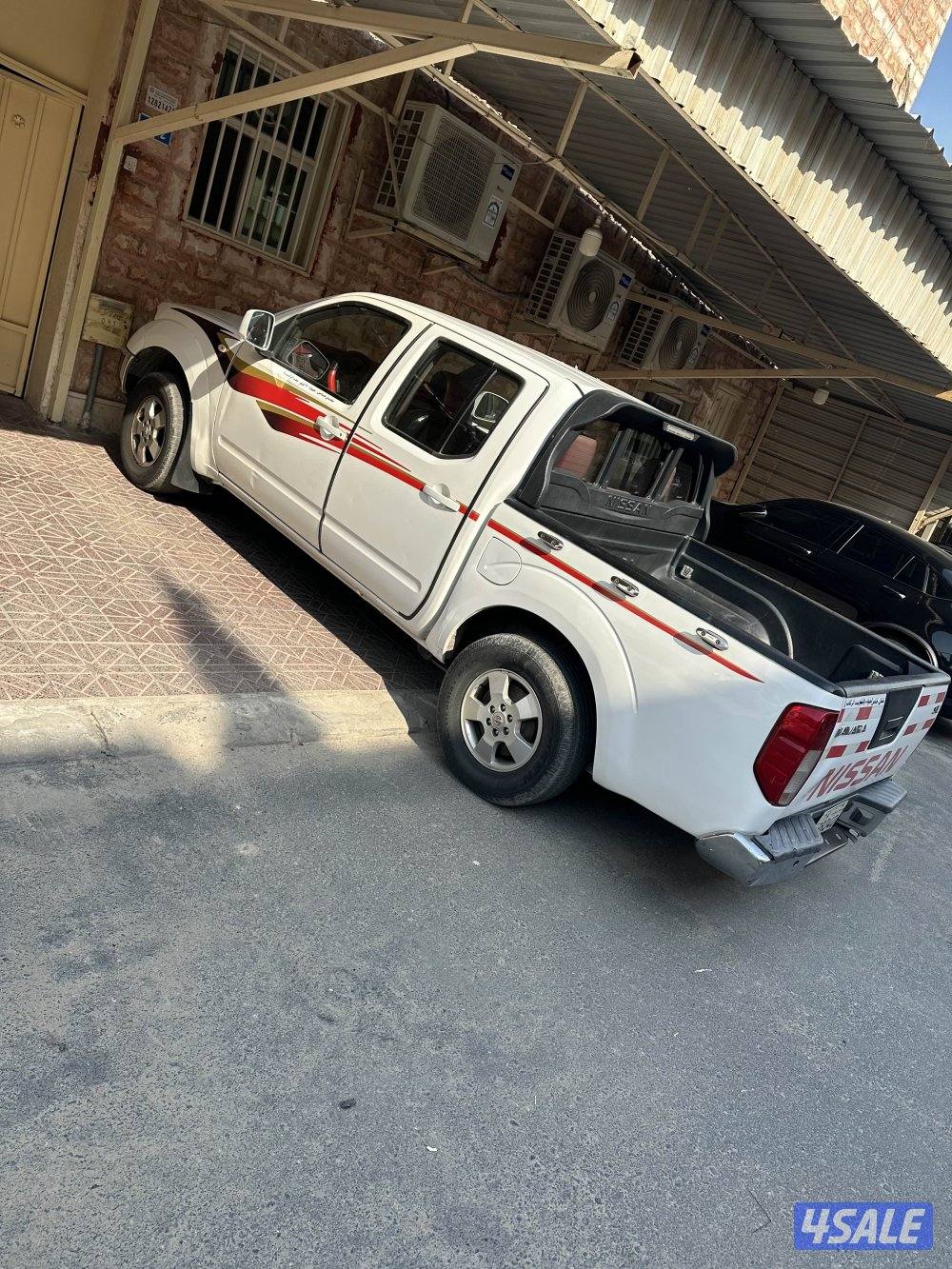 وانيت نيسان قمارتين موديل 2012 مكينة والجير والشاسي جيد علي السوم0