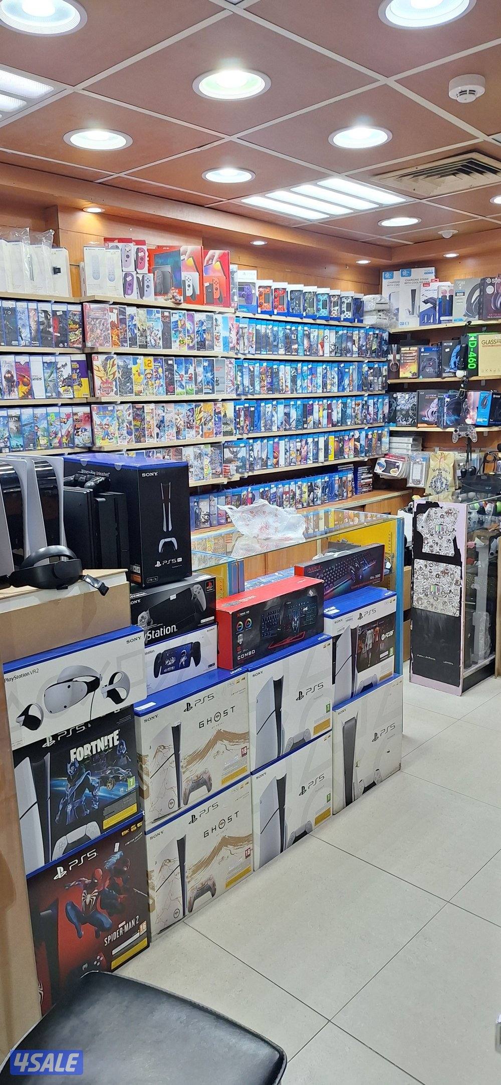 we buy and sale ps3 ps4 ps5 x box switch psp all available deliver ser0