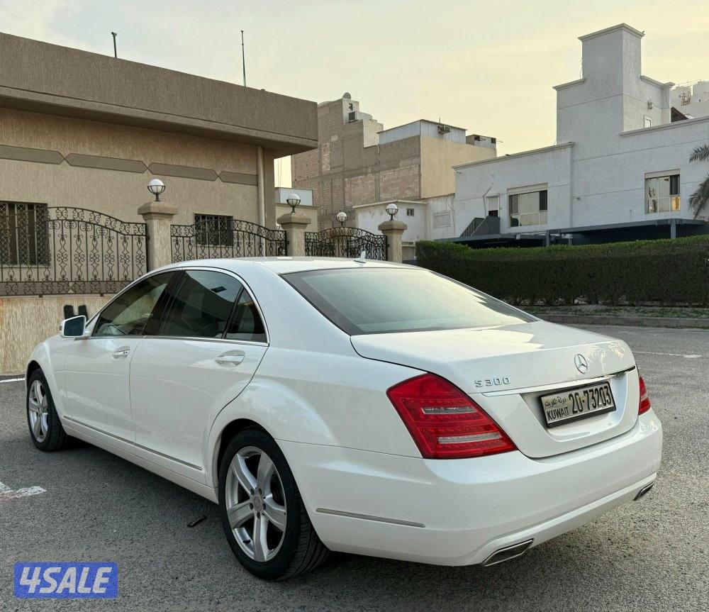 بحالة ممتازة جدا مرسيدس S300 البشر 2012 فحص ماكينة قير شاسي بدي قطعتين3