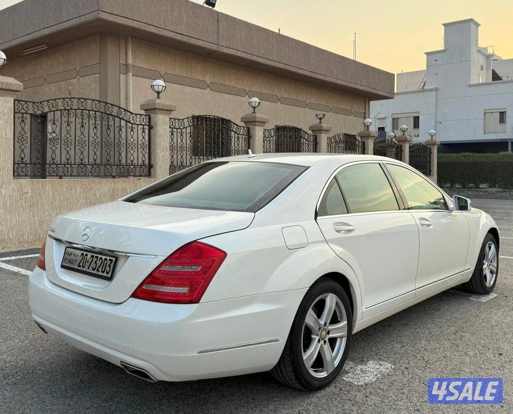 بحالة ممتازة جدا مرسيدس S300 البشر 2012 فحص ماكينة قير شاسي بدي قطعتين4