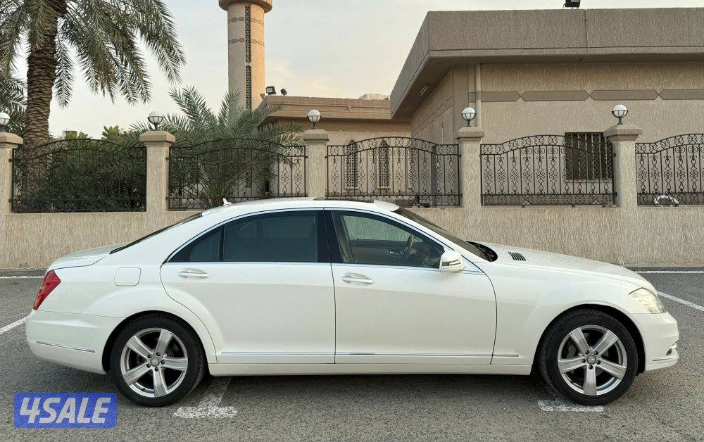بحالة ممتازة جدا مرسيدس S300 البشر 2012 فحص ماكينة قير شاسي بدي قطعتين6