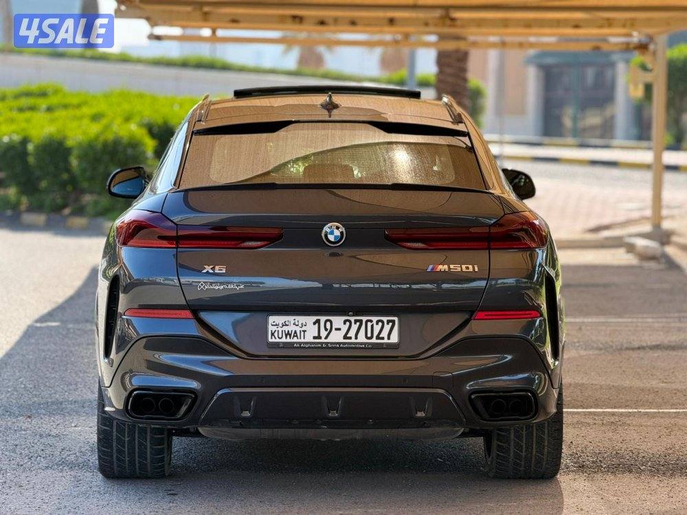 للبيع : بي ام دبليو X6 V8 موديل : 2020 عداد : 128 الف2