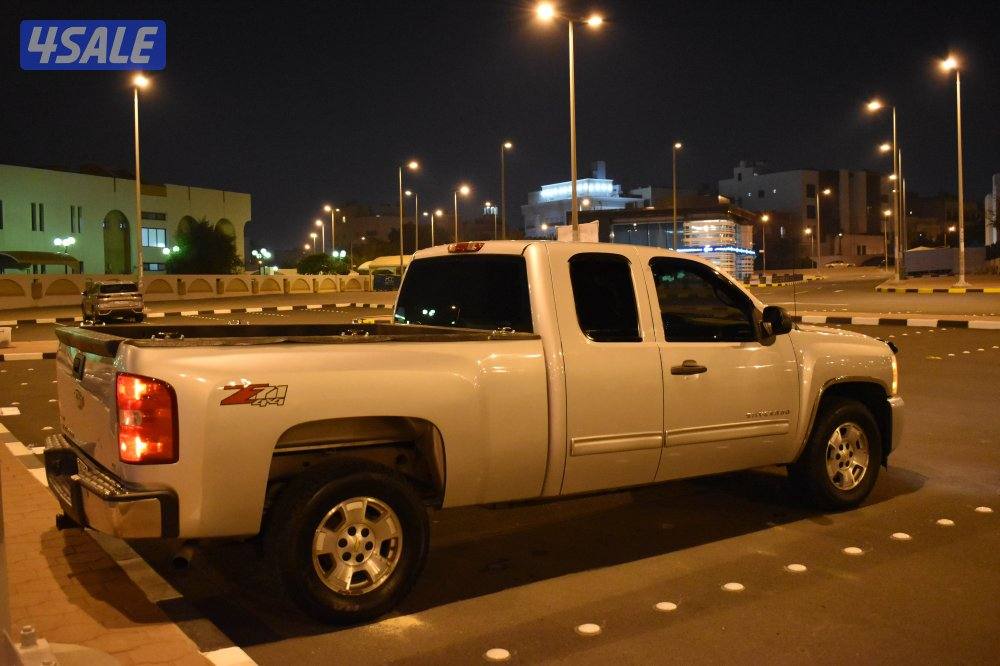 للبيع سلفرادو غماره ونص دبل قير 20111