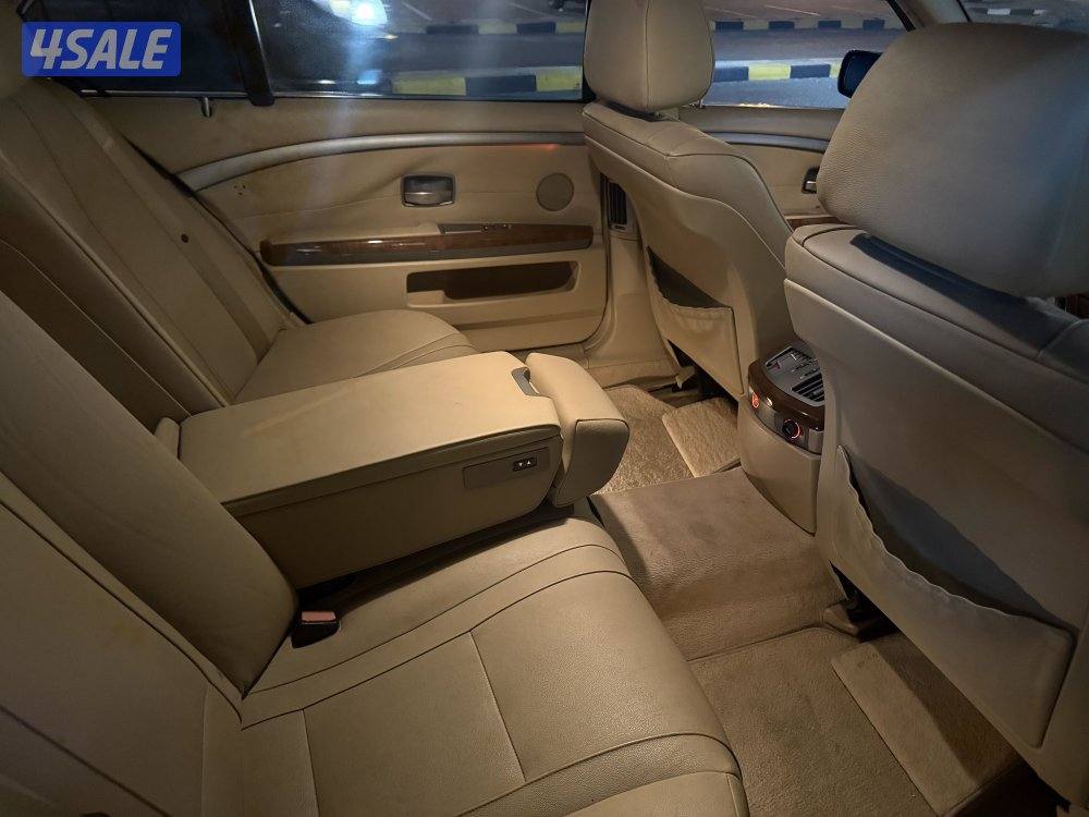 للبيع 730 Li ماشي ١٥٠ الف موديل ٢٠٠٨2