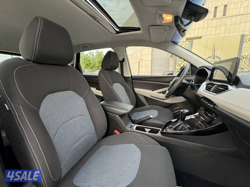 شفر كابتفيا LT بريمير موديل 2023 بحاله الوكاله10