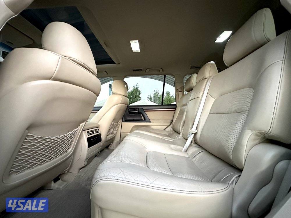 معرض القمة🚩10