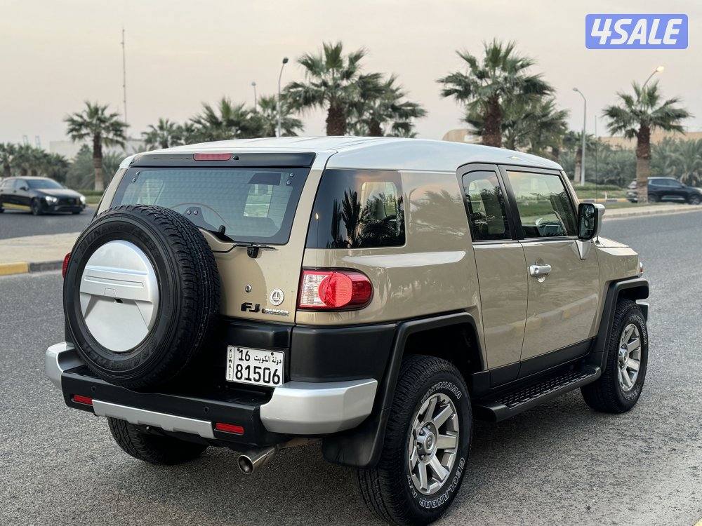 تويوتا FJ موديل 2018 وارد الوكاله صبغ الوكاله3