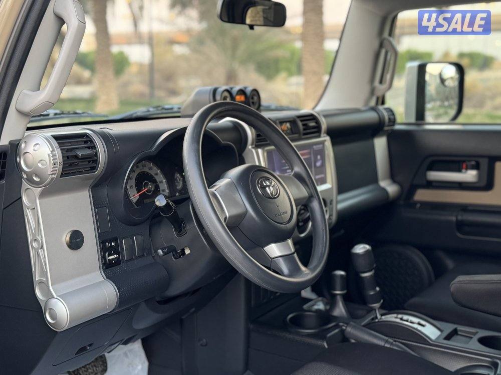 تويوتا FJ موديل 2018 وارد الوكاله صبغ الوكاله9