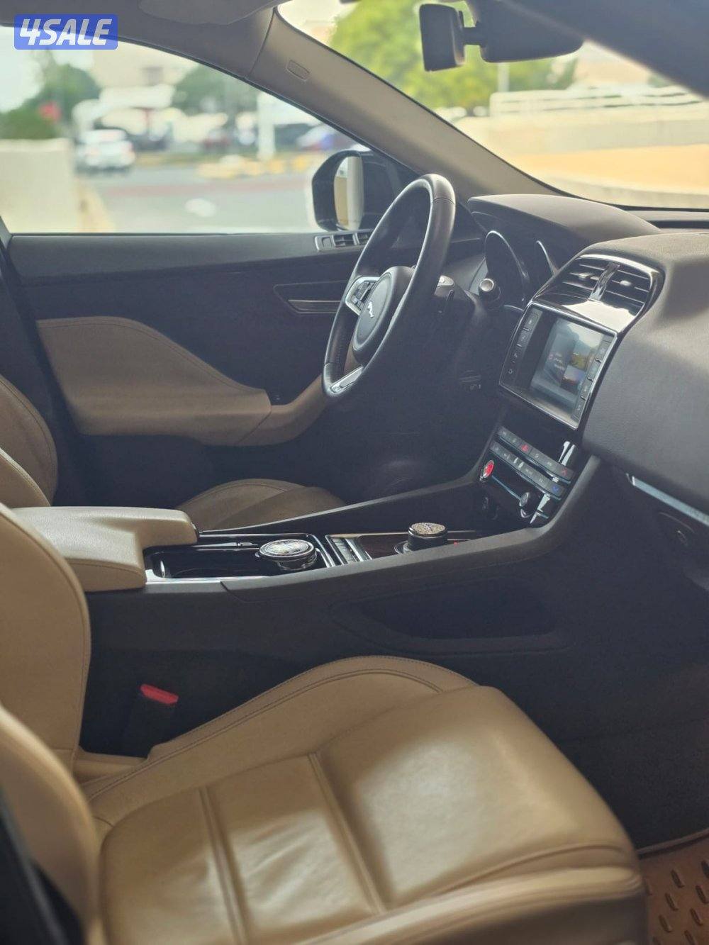 جاكوار F-PACE موديل 20187