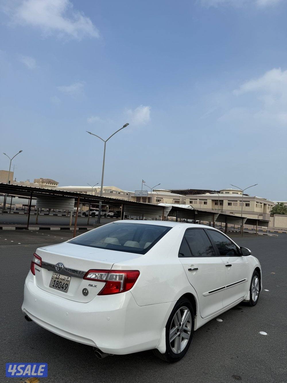 كامري ٢٠١٥ GLX بدون فتحه7