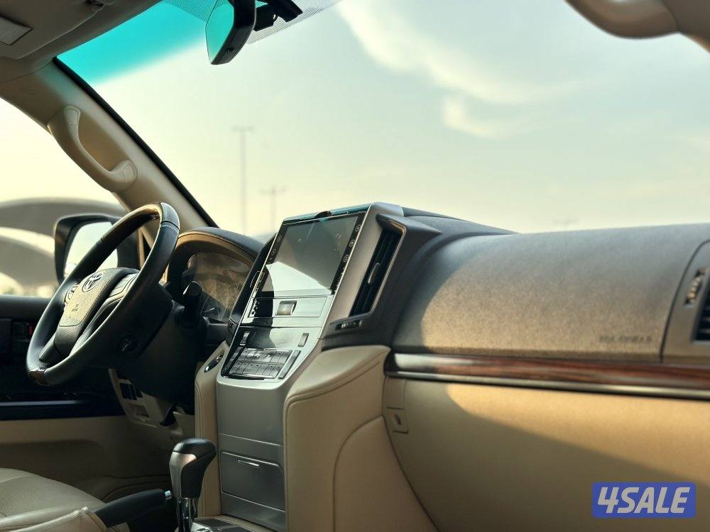 معرض القمة🚩9