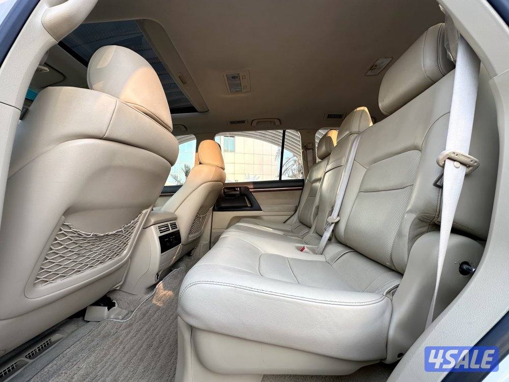 معرض القمة🚩10