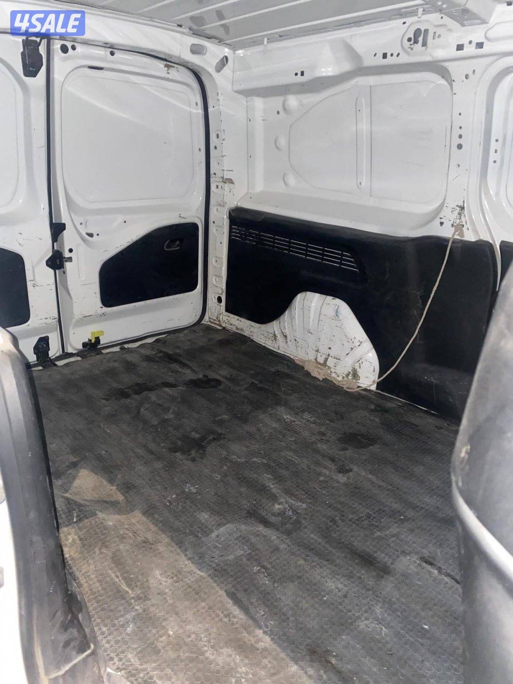 بيجو عداد ٧٧ الف قير عادي بانزين4