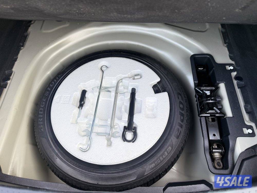 تويوتا كورولا 2021 ماشي 49 الف Toyota Corolla 2021 49k..kms10