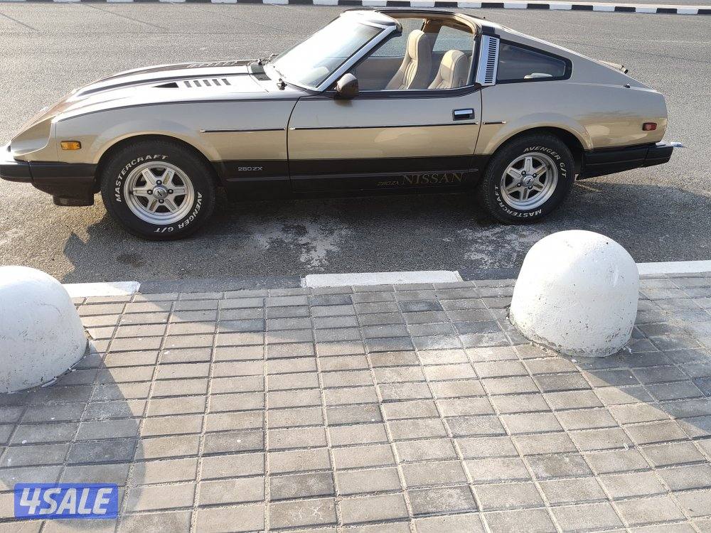 للبيع نيسان زد 280 موديل 1983 توسيت امريكي ماشي ١١١٠٠٠ شرط الفحص8