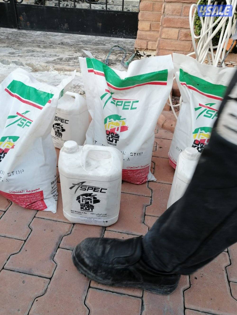 أعمال عازل اسطح وحمامات وصيانة جميع مايخصها3