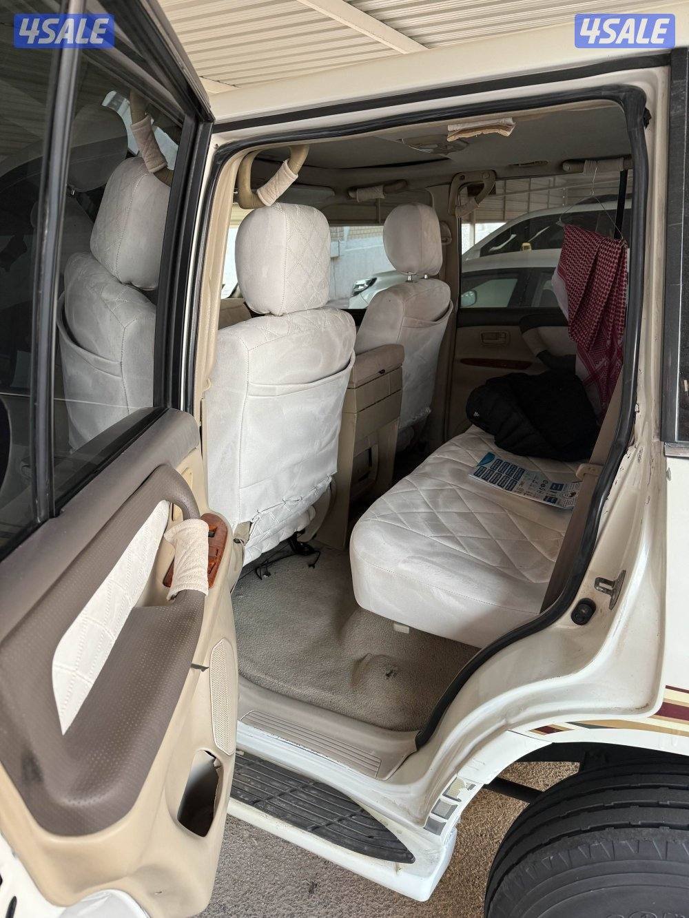 قير عادي ٢٠٠٤ للبيع او للبدل مع فتك الصامل مانختلف بيعه سربعه3