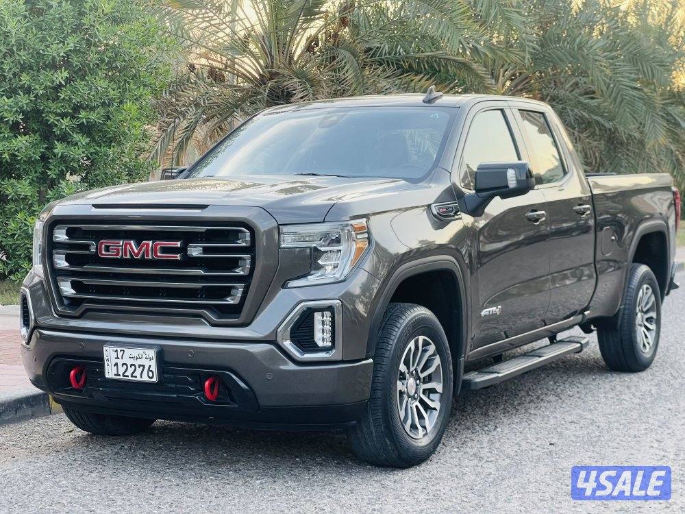 للبيع وانيت سيرا AT4  كبينه ونص  موديل 2020 ماشي فقط 80 الف دبل جير13