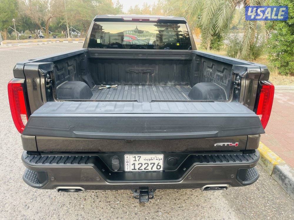 للبيع وانيت سيرا AT4  كبينه ونص  موديل 2020 ماشي فقط 80 الف دبل جير15