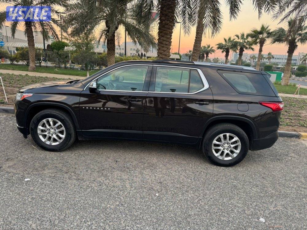 جيب شفر ترافيرس 2018 ماشي 136 بحالة نظيفه شرط الفحص2