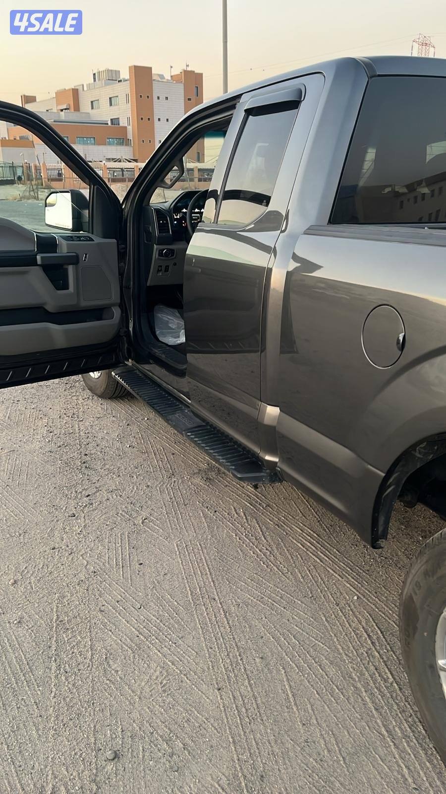 للبيع f150  تلفون  دبل قير قير ارضي شرط الفحص5