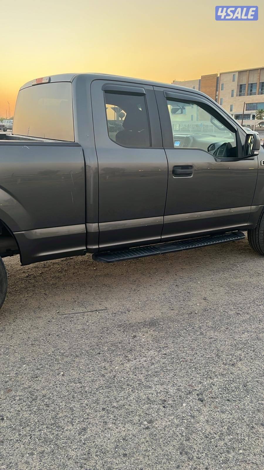 للبيع f150  تلفون  دبل قير قير ارضي شرط الفحص6