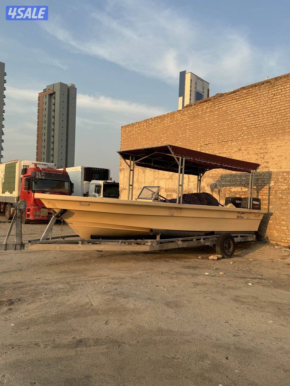 للبيع طراد اليوسفي 25 قدم4