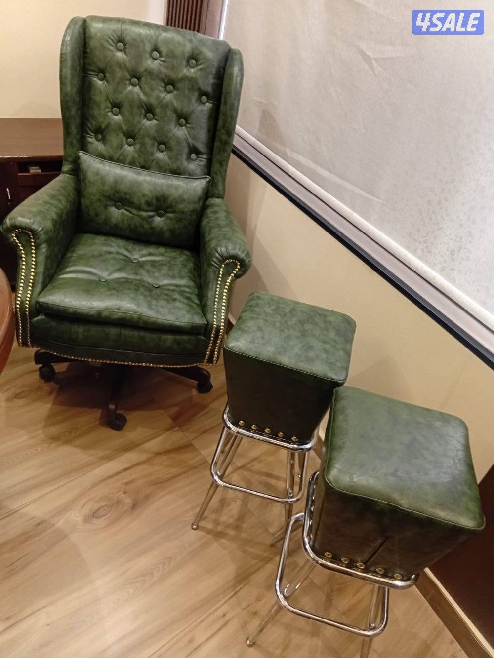 تنجيد جميع أثاث منزلي شقق فندقيه مطاعم كافيهات صالونات نوادي0