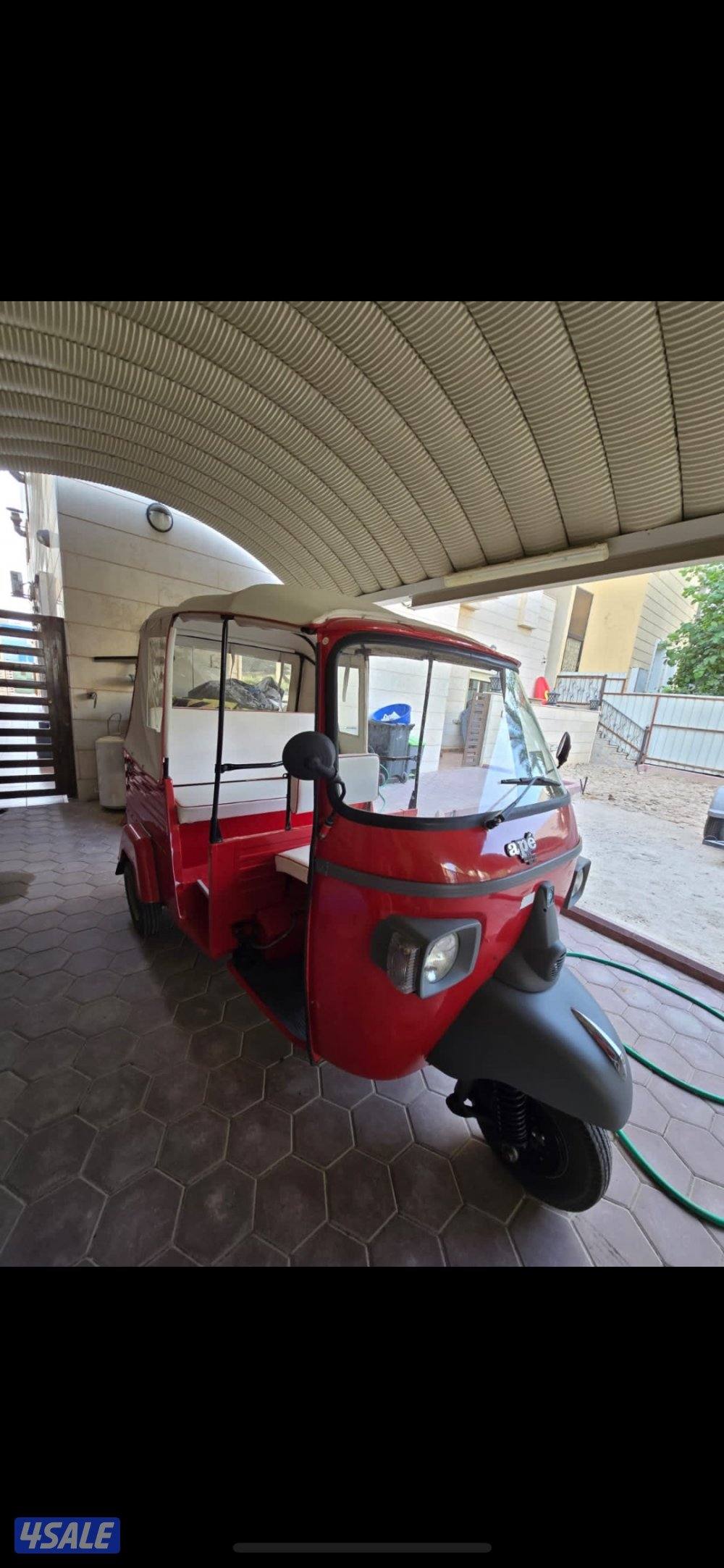 للبيع : توك توك بياجو ape city بانزين جير وكلج بحالة ممتازة8