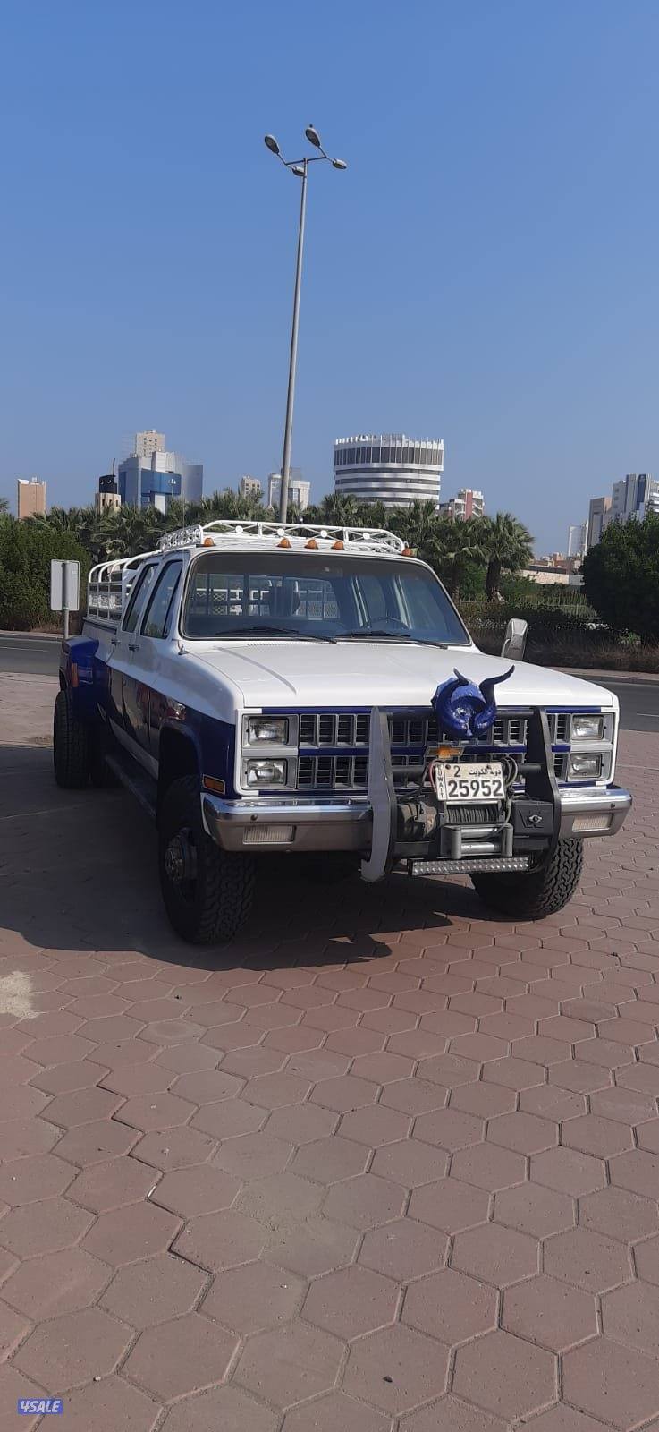 وانيت شفر ابيض 830