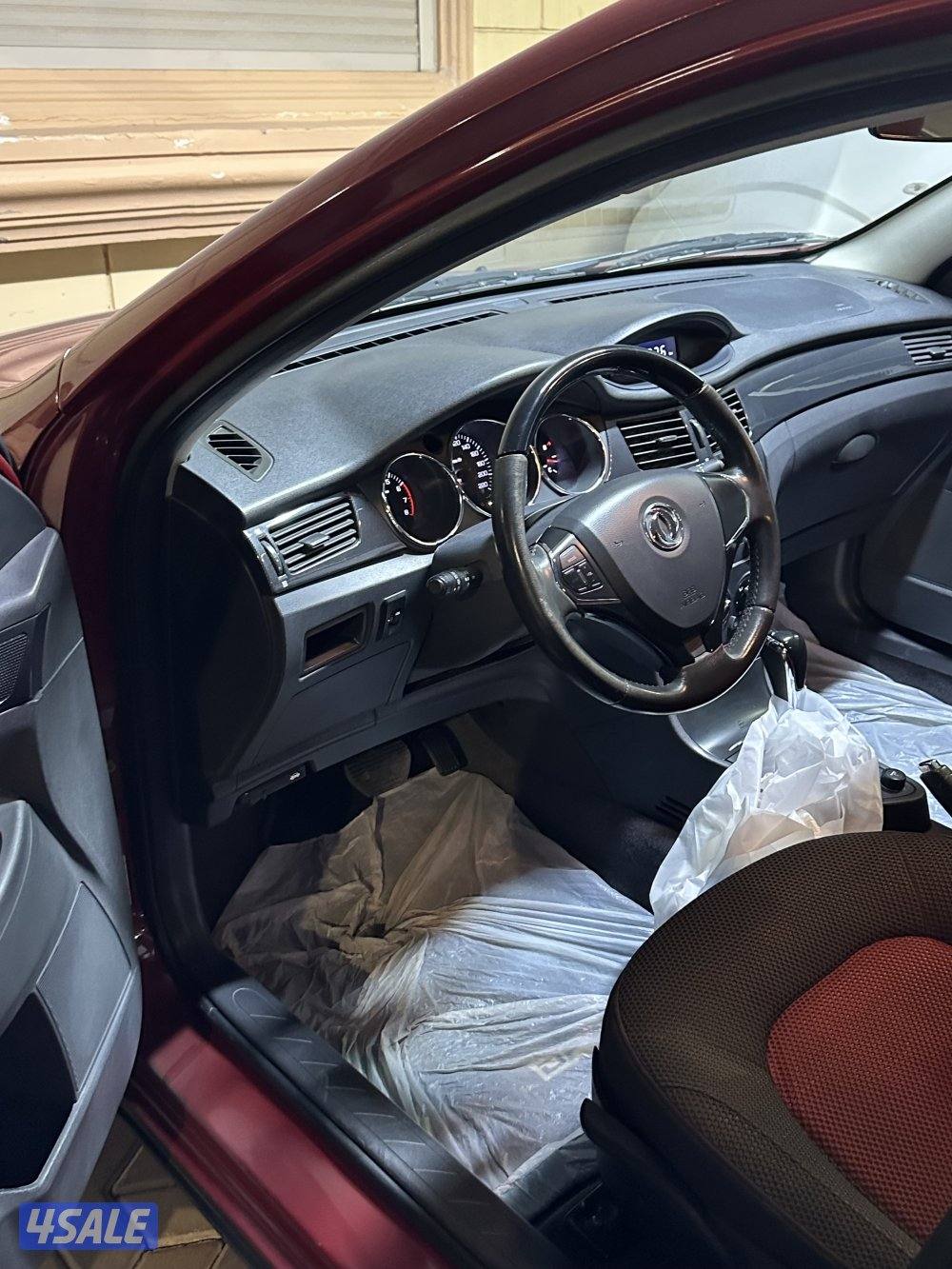 سيارة نظيفة جداً شرط الفحص12