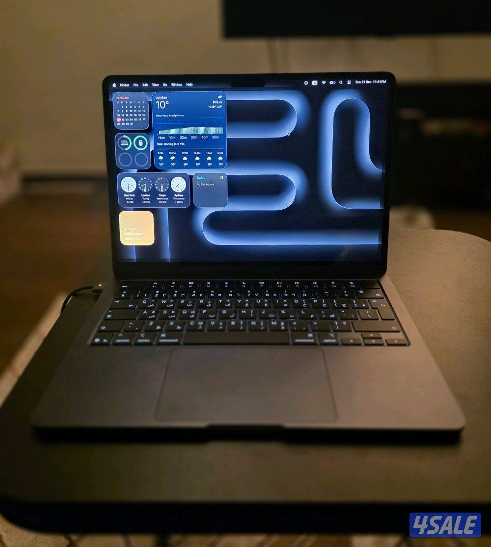 Macbook Air M4 2025 13 inch0