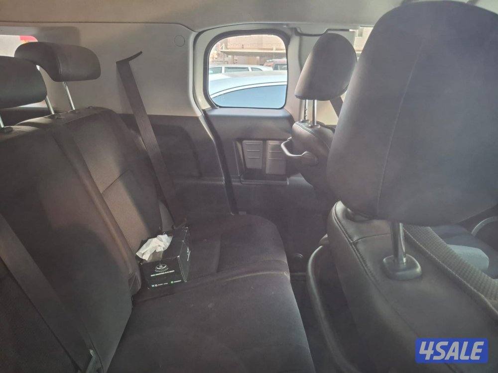 للبيع اف جي كروزر12