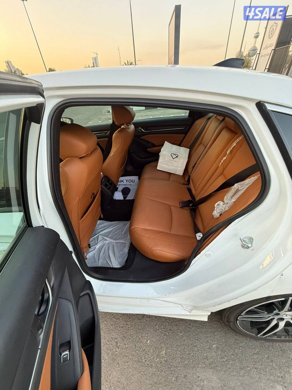 هواند اكورد سبورت 2022
 الدرجه الاول ماشيه 69350
المالك الاول من الوكا6