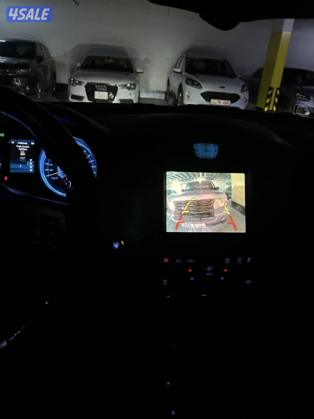 بيعه سريعه كرايسلر SRT8 اصلي 6.4L4