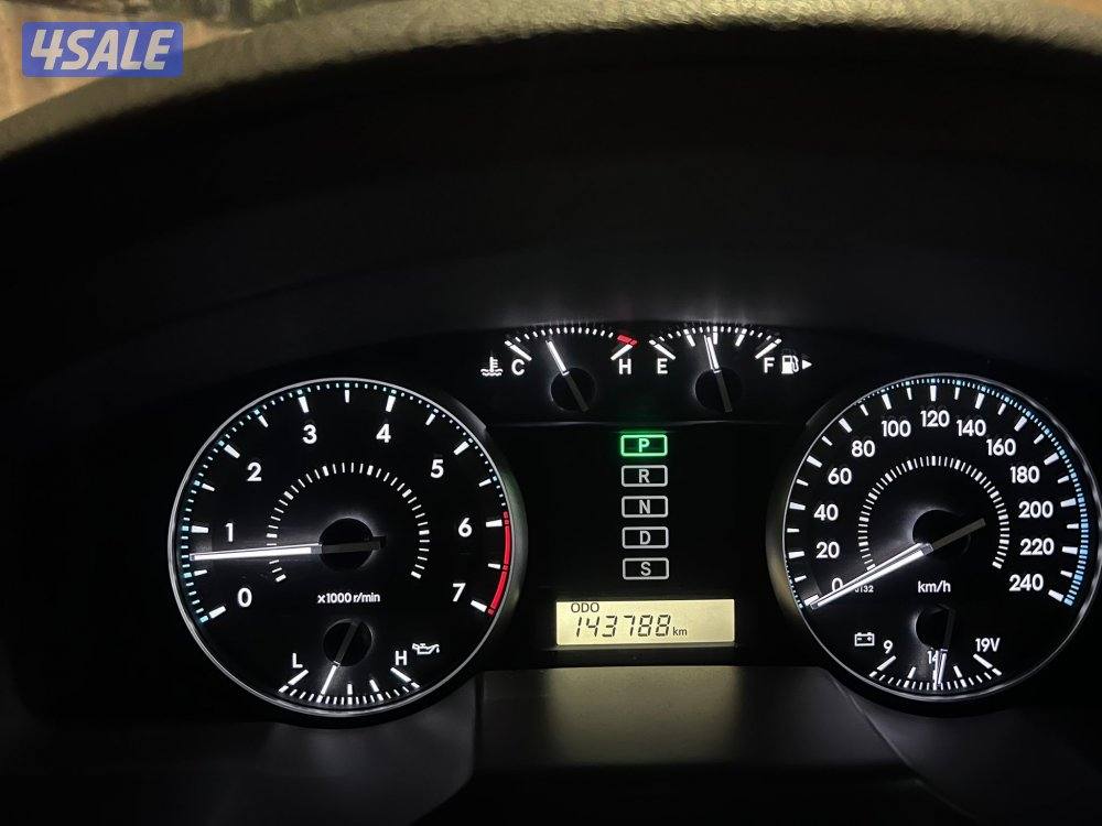 لاندكروزر GXR V6 الملك الاول 20183