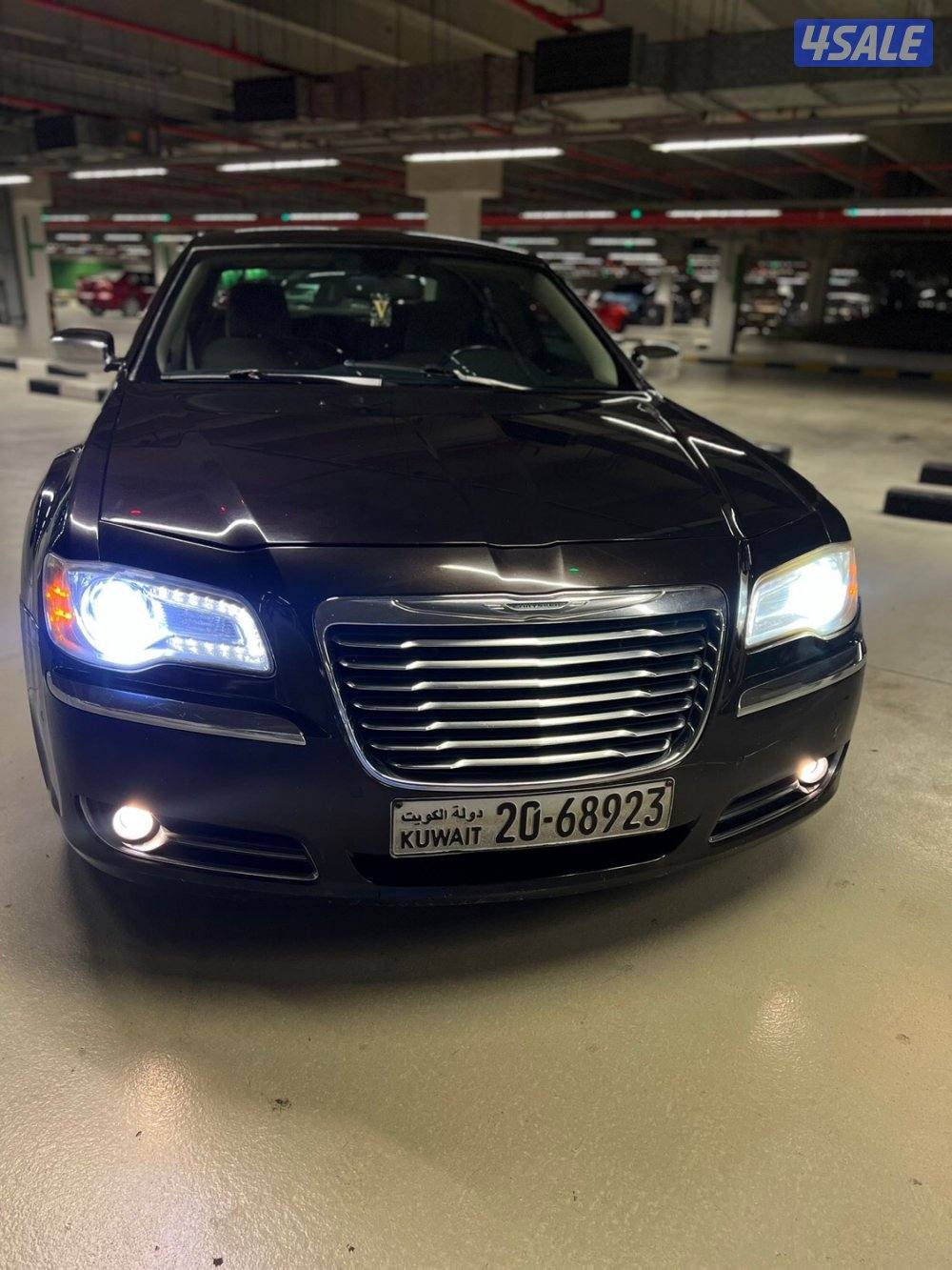 Chrysler 300 V8 hemi 2013 For Sale1