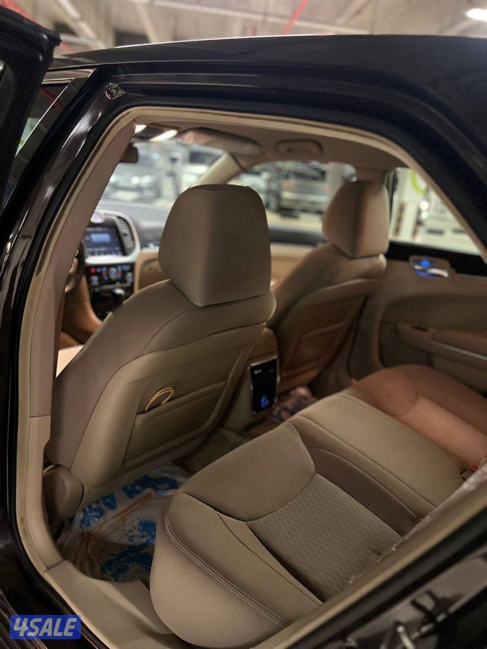 Chrysler 300 V8 hemi 2013 For Sale5