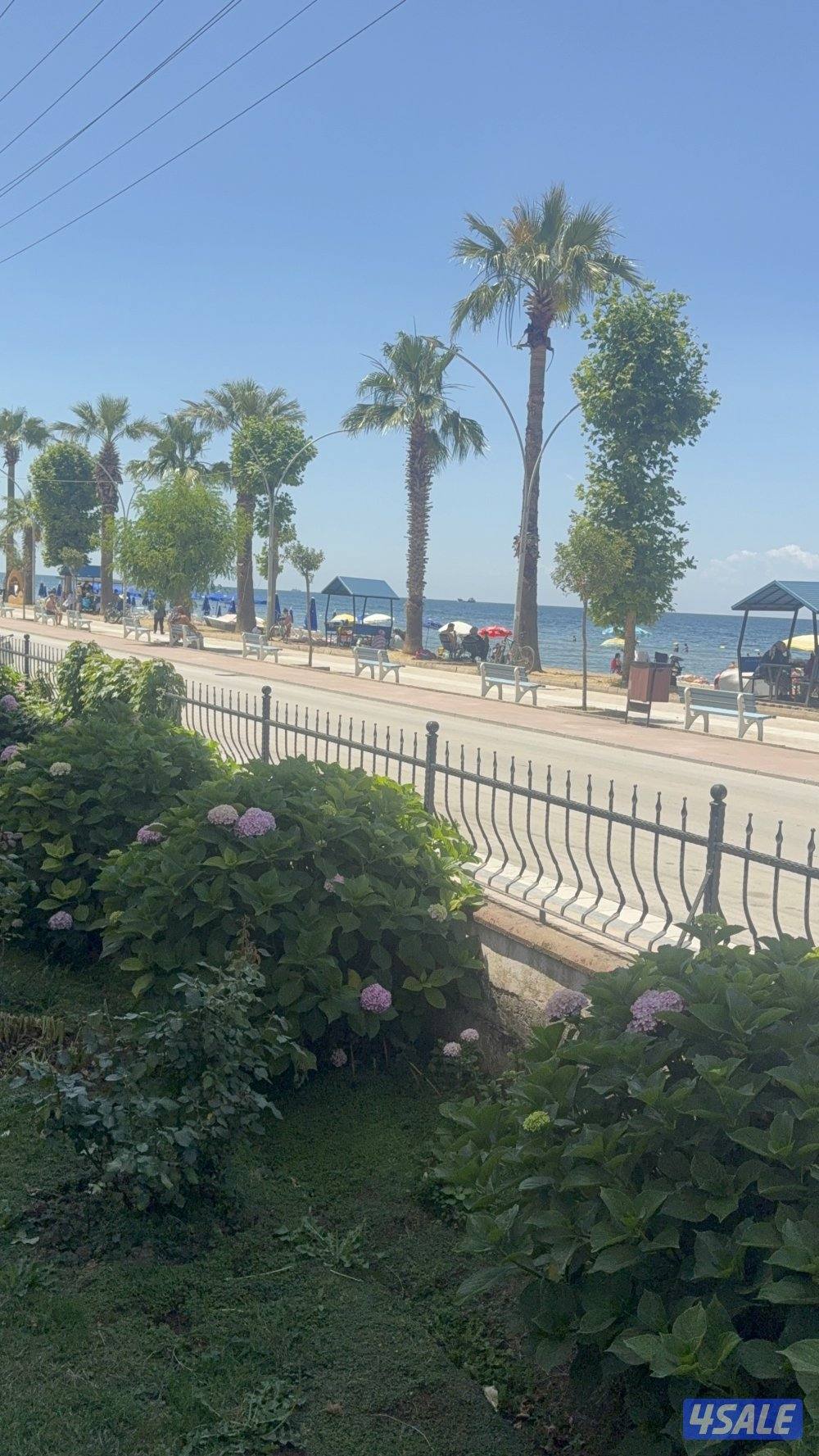 للبيع شقة في يالوفا على بحر مرمرة مباشرةً3