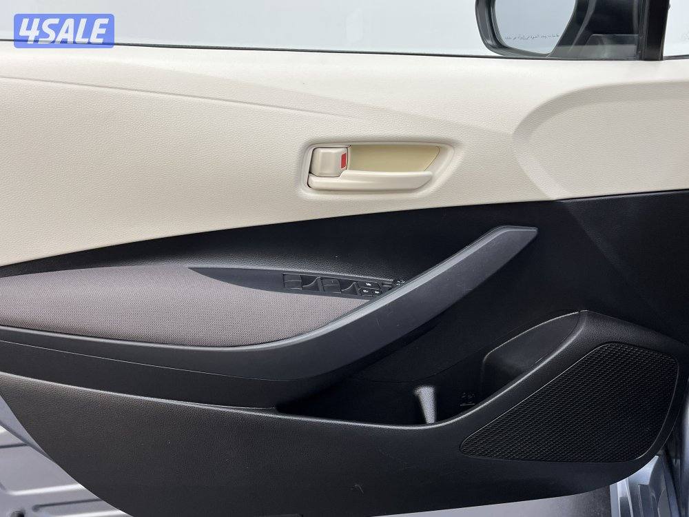 TOYOTA COROLLA 1.6L XLI STD OPTION10