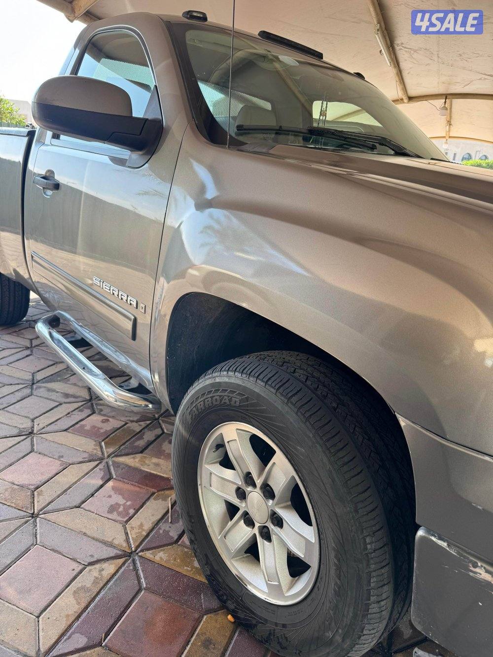 للبيع سييرا ٢٠٠٩ دبل3