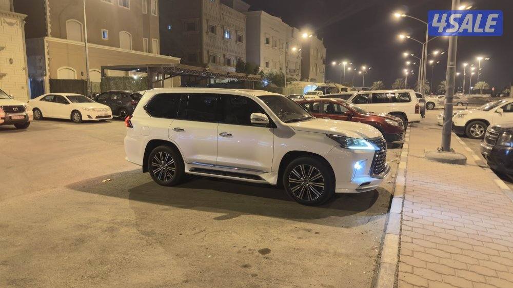 لكزس 570 درجه الاوله داخليه بيج ماشي 212 قابل للزياده وارد قطر0