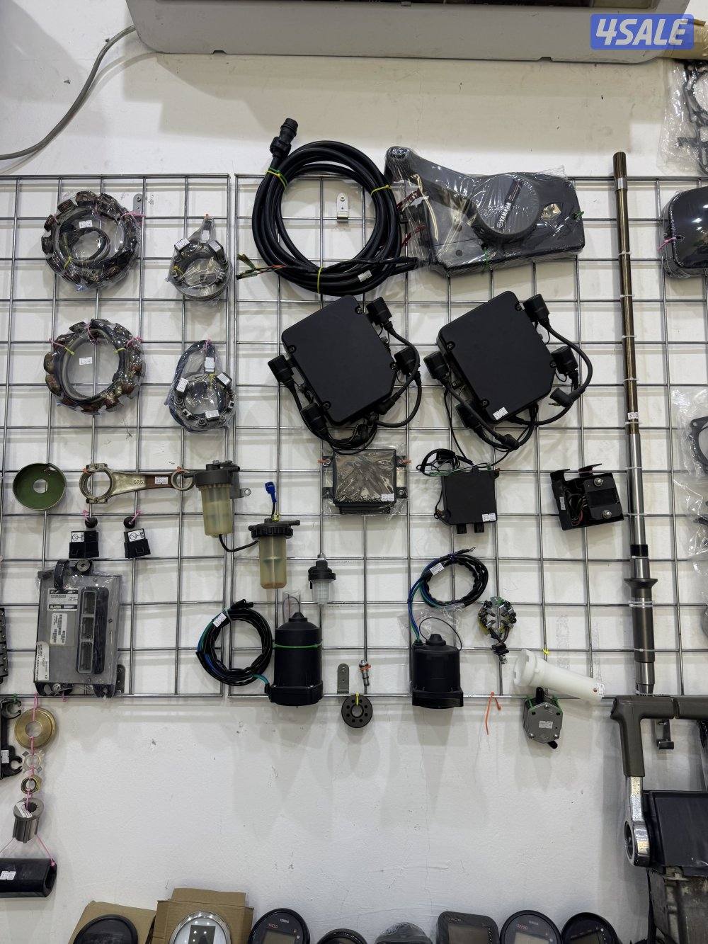 قطع غيار و معدات واكسسوارات والأدوات البحرية14