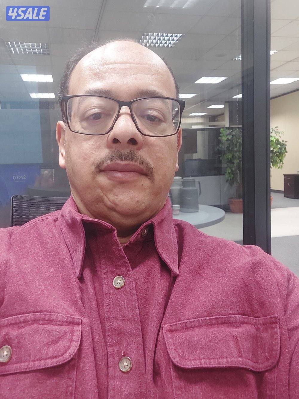 مدرس اول لغة انجليزية للمتوسط والثانوي والجامعات والمعاهد والتطبيقي0