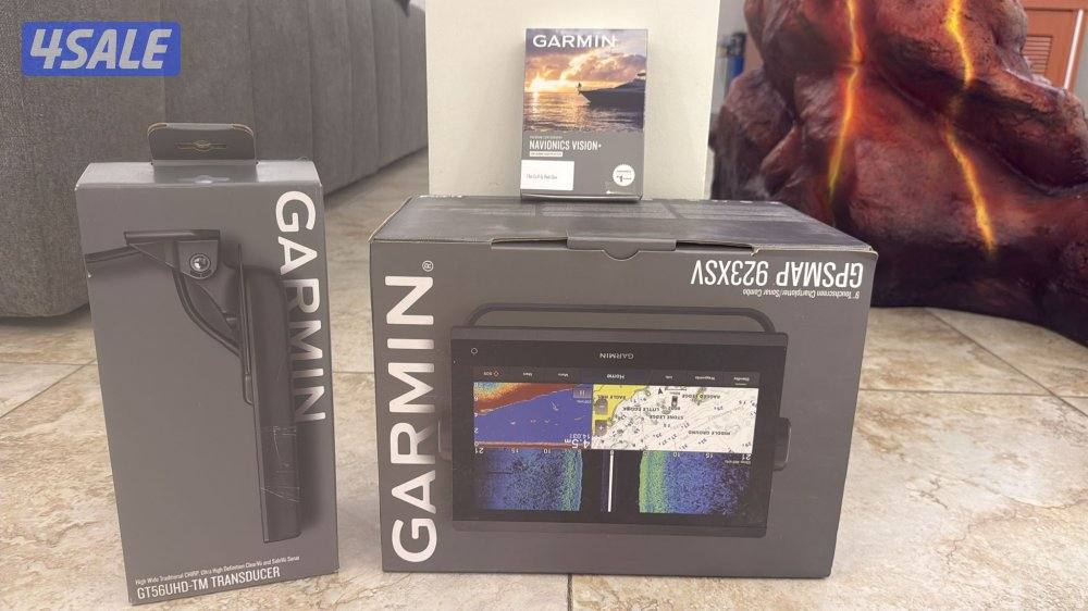 للبيع شاشه قارمن ٩ انج و بلاد قارمن gt56 مع الخرايط يدد بالكرتون1