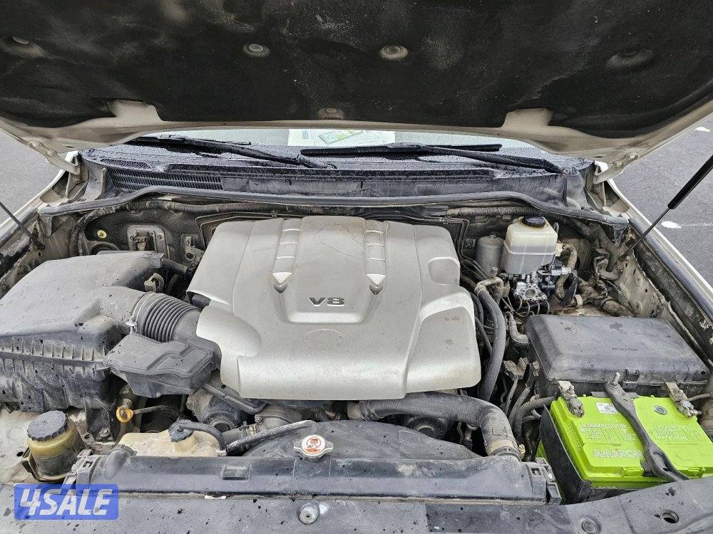 لاند كروزر GXR 201014