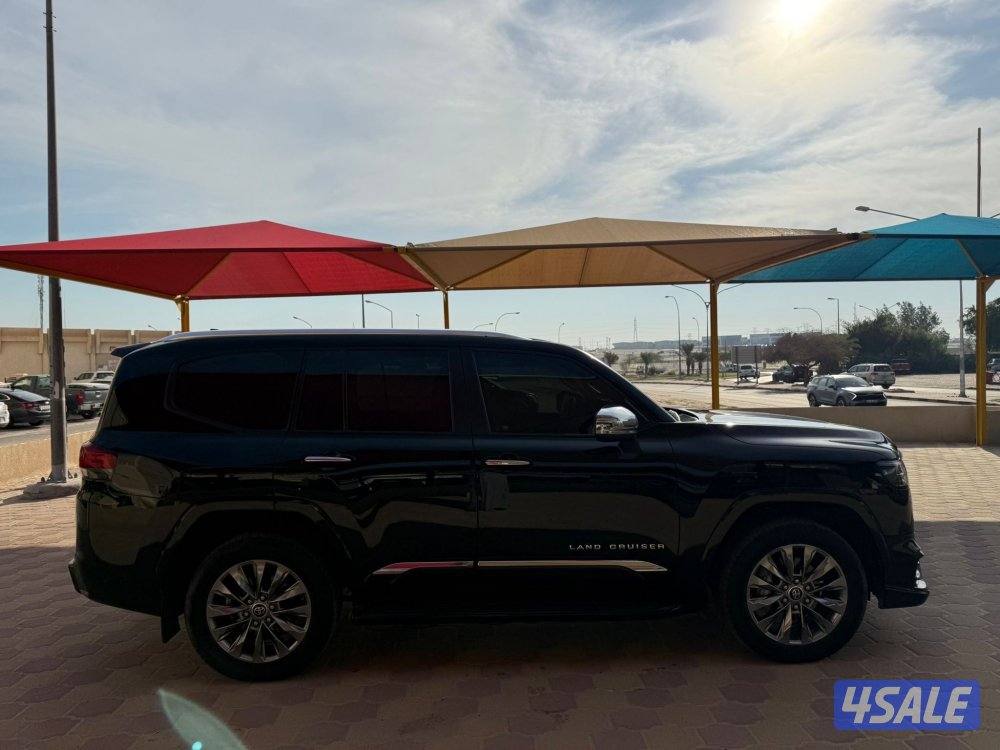 لاند كروز 2024 ايرو Sتون تيربو بحاله الوكاله عداد 110 الف2