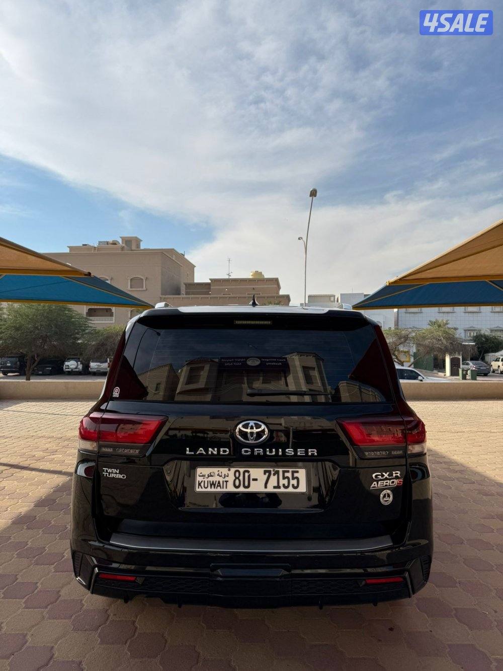 لاند كروز 2024 ايرو Sتون تيربو بحاله الوكاله عداد 110 الف4