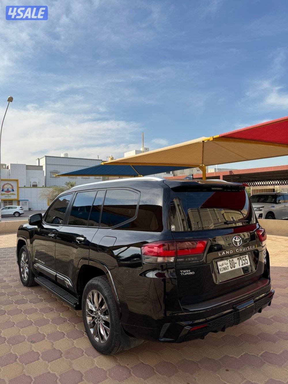 لاند كروز 2024 ايرو Sتون تيربو بحاله الوكاله عداد 110 الف5