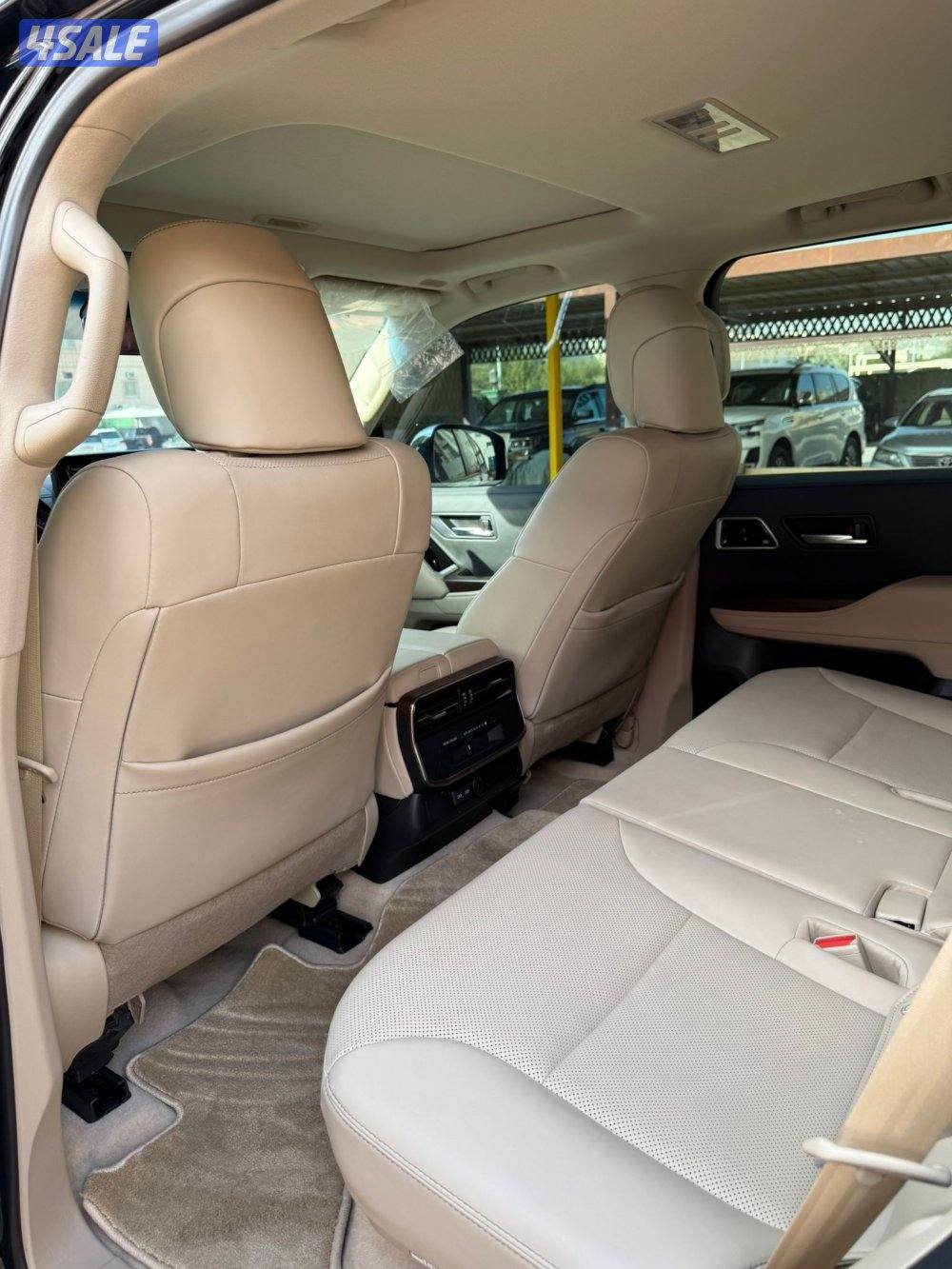 لاند كروز 2024 ايرو Sتون تيربو بحاله الوكاله عداد 110 الف10